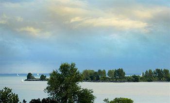 Four Points By Sheraton Toronto Lakeshore Bagian luar foto